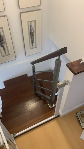 Escada e corrimão inox